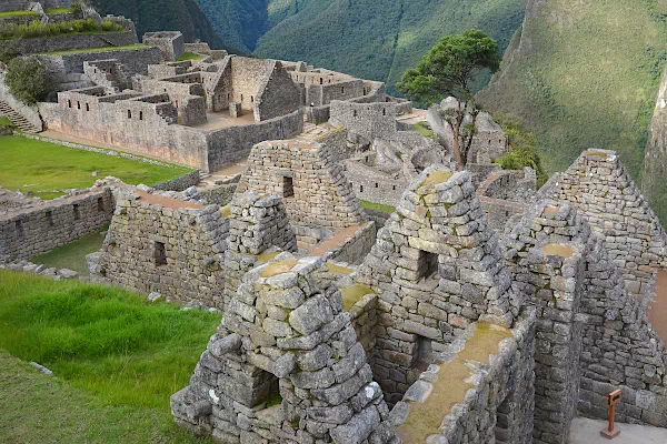 Ruinenstätte aus Stein  - Machu Picchu